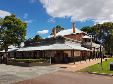 Oldest pub in western australia